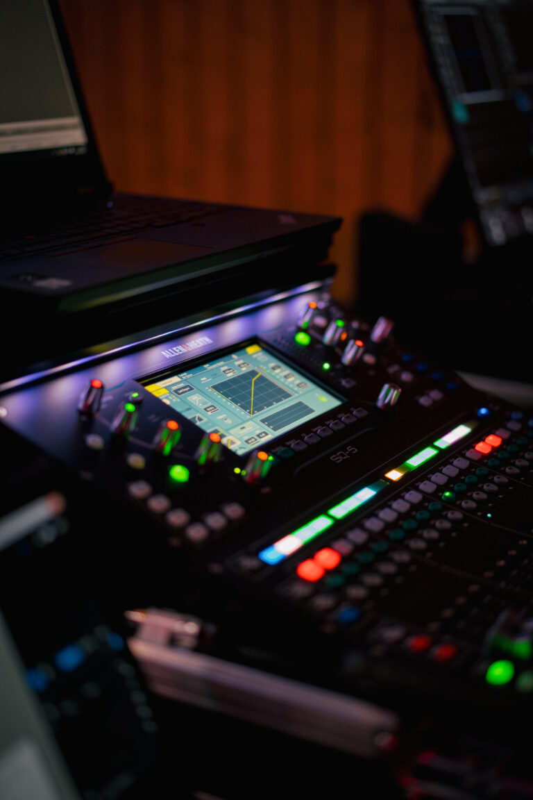 Allen&Heath SQ5 digital Mischpult von P2R-Music Wipperfürth NRW